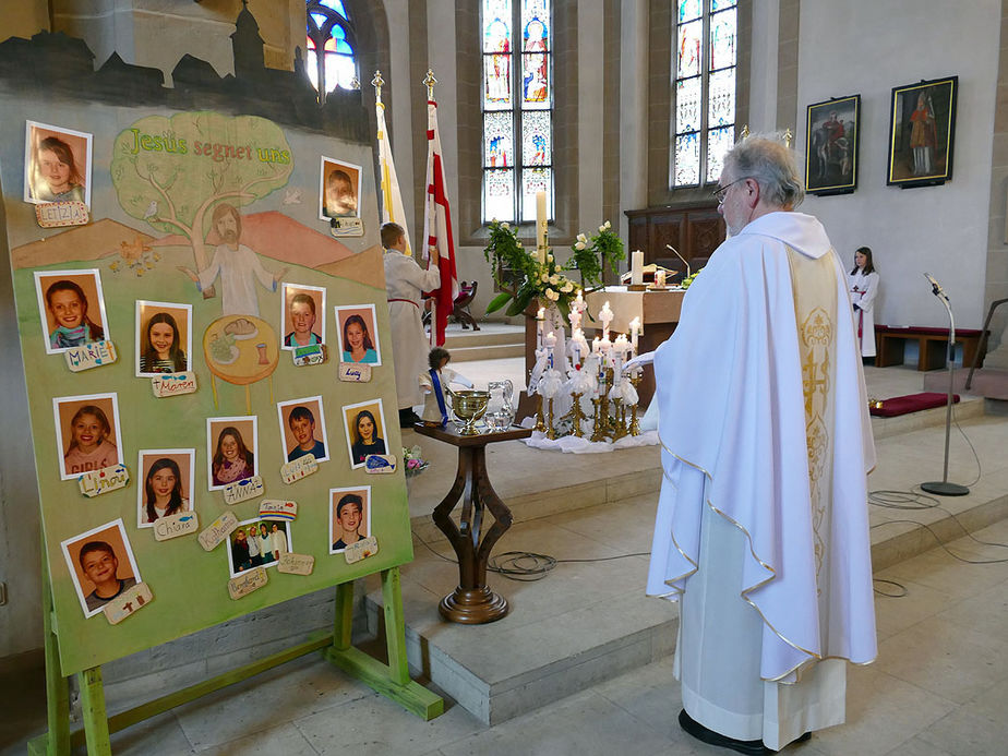 Feier der 1. Heiligen Kommunion in Sankt Crescentius (Foto: Karl-Franz Thiede)